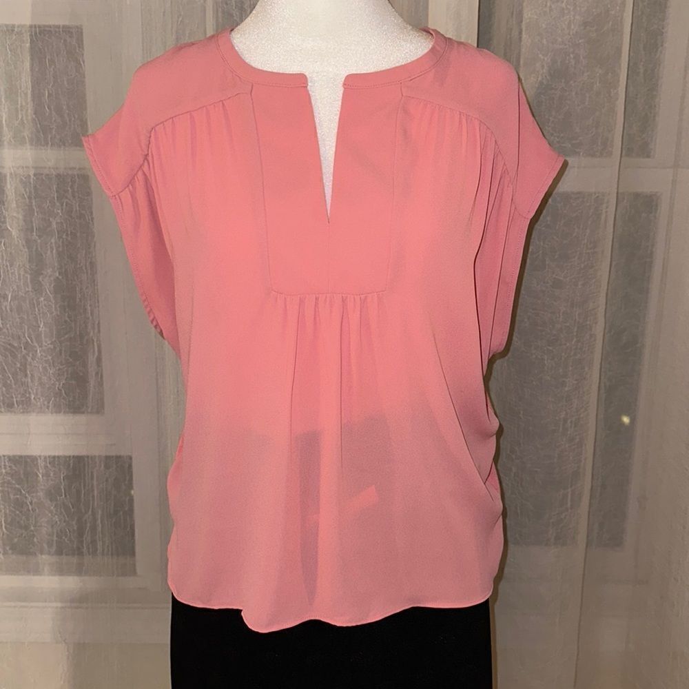 LOFT MP Pink Professional Lightweight Sleeveless V-Neck Blouse